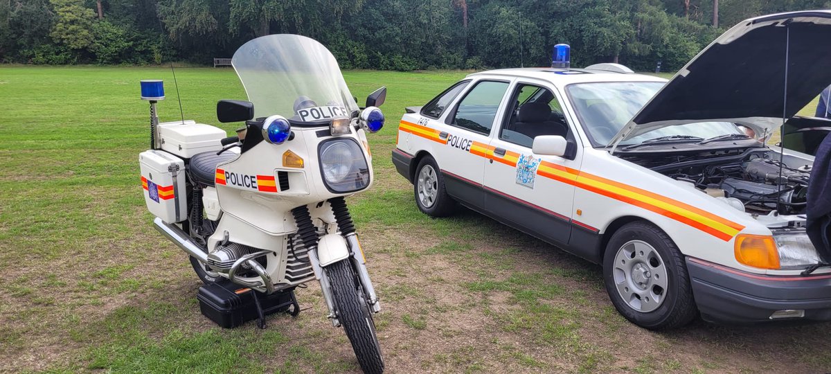 MPSonthewater's tweet image. The Marine Policing Unit were pleased to attend the Fleet Management Community Day yesterday at The Warren. It was a fantastic turnout, and the officers enjoyed chatting with members of the public and being given the opportunity to explain the fleet we have available at Wapping.