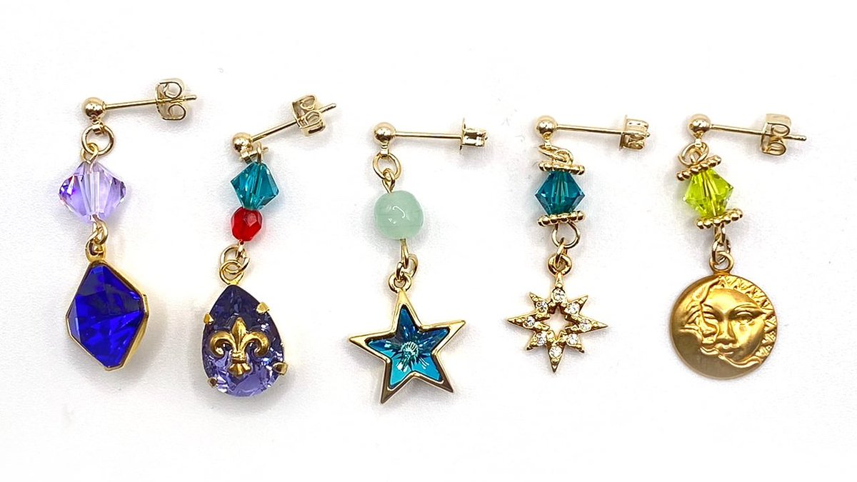 minowa_'s tweet image. ちいさな宝物 | ハンドメイドアクセサリー*FRAGILE 
shlimazi.thebase.in/items/94976798
『悪童日記』イメージピアス、5個1セットです