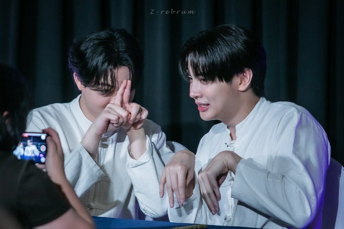 _zrebrum_'s tweet image. แบบรั่วๆซนๆกันนิด 🙌🏻
#maxky_rp #bbasjtr
#บาสเด็กอ้วนที่แท้จริง
#แม็กกี้บาส #MaxkyBas
#maxkybyZ #bbasbyZ