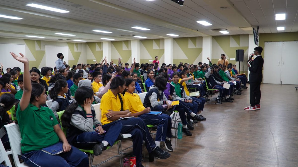 🌏 Empowering Young Climate Leaders 🌱

POP Trainee Mentor Monaaleekh BK led an inspiring workshop at Jain Heritage School, Bangalor 💚

Students of Grades 6 &amp; 7 explored #ClimateChange, its impact, and career pathways in #Sustainability 🌱

 #YouthForThePlanet #ClimateEducation