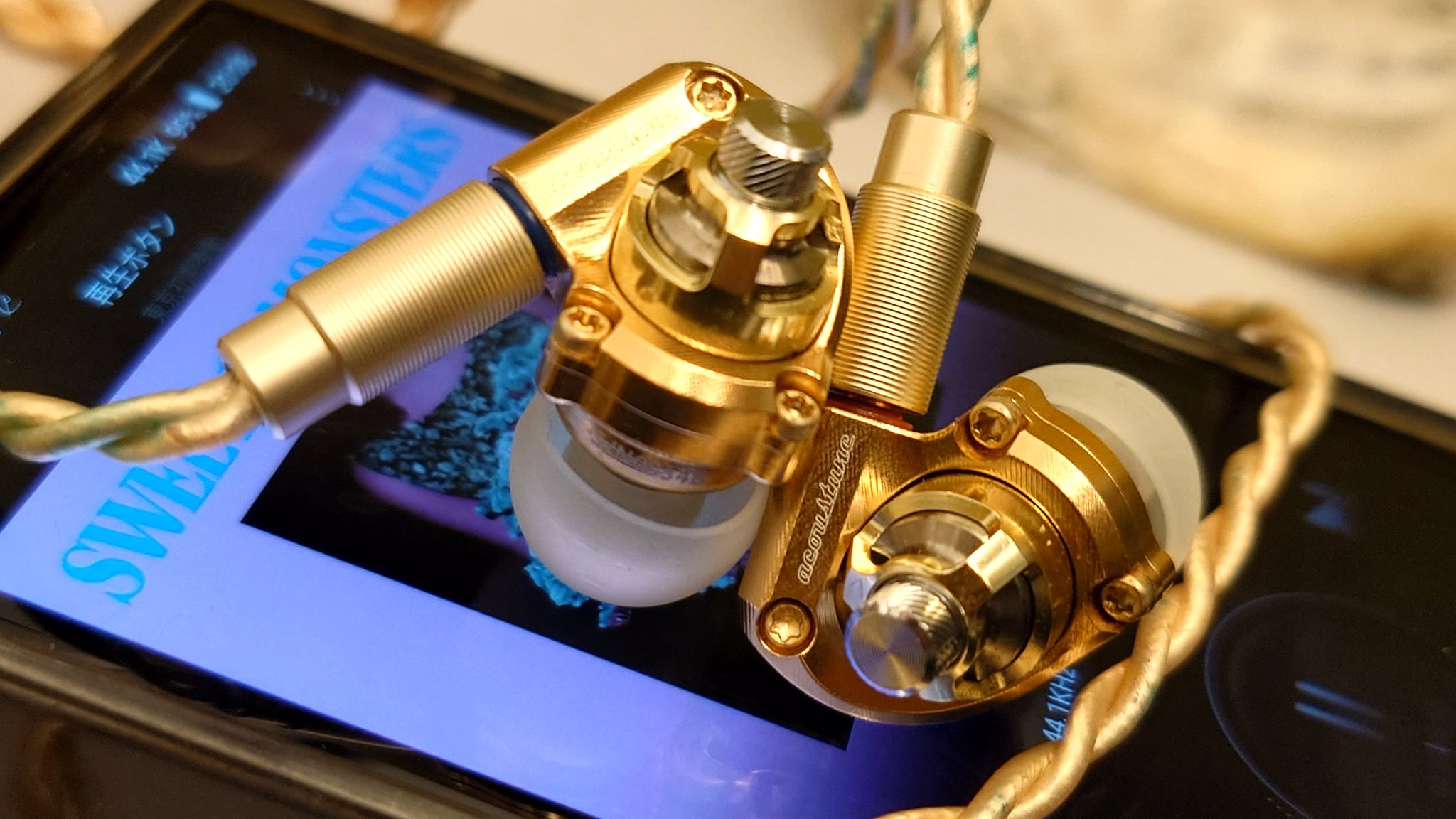 Acoustune HS1695TI Gold + 4.4mケーブル ARC73 Acoustune『HS1695TI Gold』購入者限定 プレゼントキャンペーン