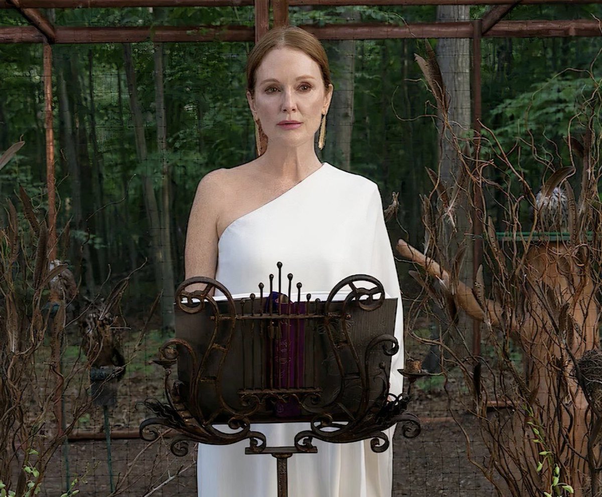 APHR0DIISIA's tweet image. โ
รฉlusif.โ I'm finally watching Sirens and I remember what a deep fascination I had for this actress when she played Clarice Starling in Hannibal. She's still ethereal even years later.
โ 