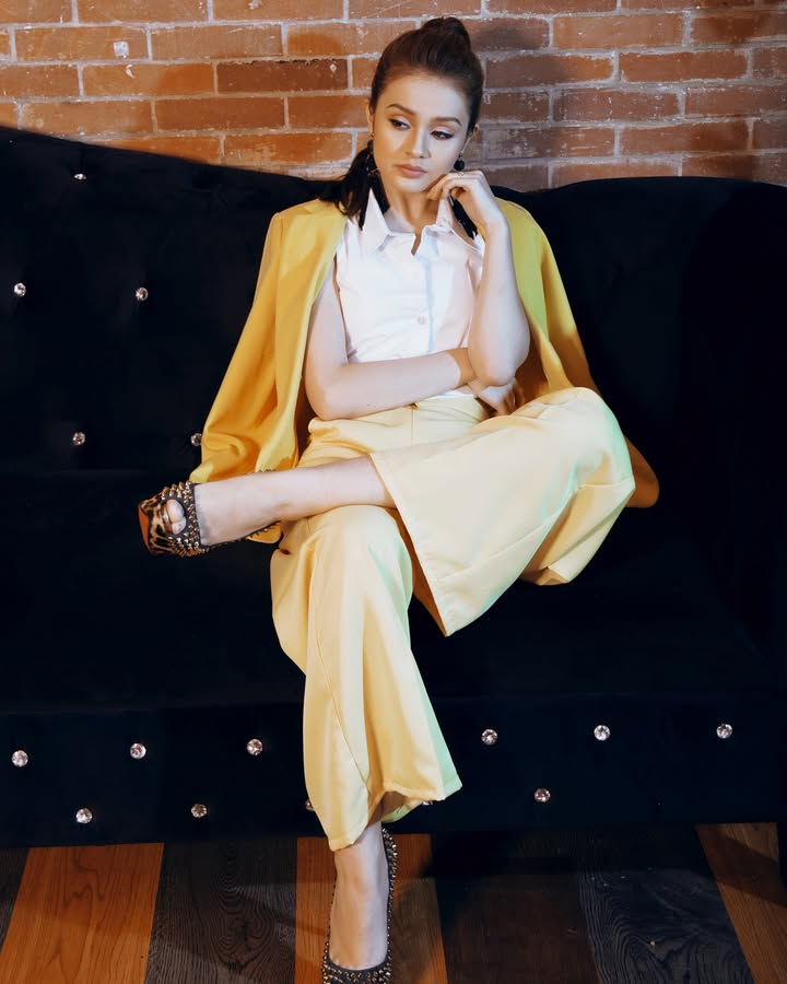 _kiraluv's tweet image. Spotted Magazine (@spottedmagph) posted this throwback photoshoot with Kira Balinger. ππ₯
hoping na meron po ulit. βΊοΈπ
ποΈ: instagram.com/p/DMpf0nQxeje/β¦
@Kbalinger | #KiraBalinger