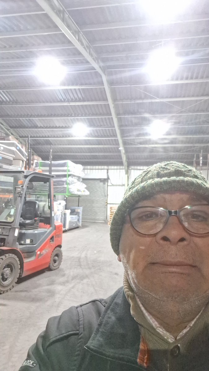 dieconsuegra60's tweet photo. Diego consuegra  me molesta cuando los maestros trabajan el domingo en la mañana con la galleta  tan temprano uu #despiertaconchv https://t.co/AZ6JsawFsp