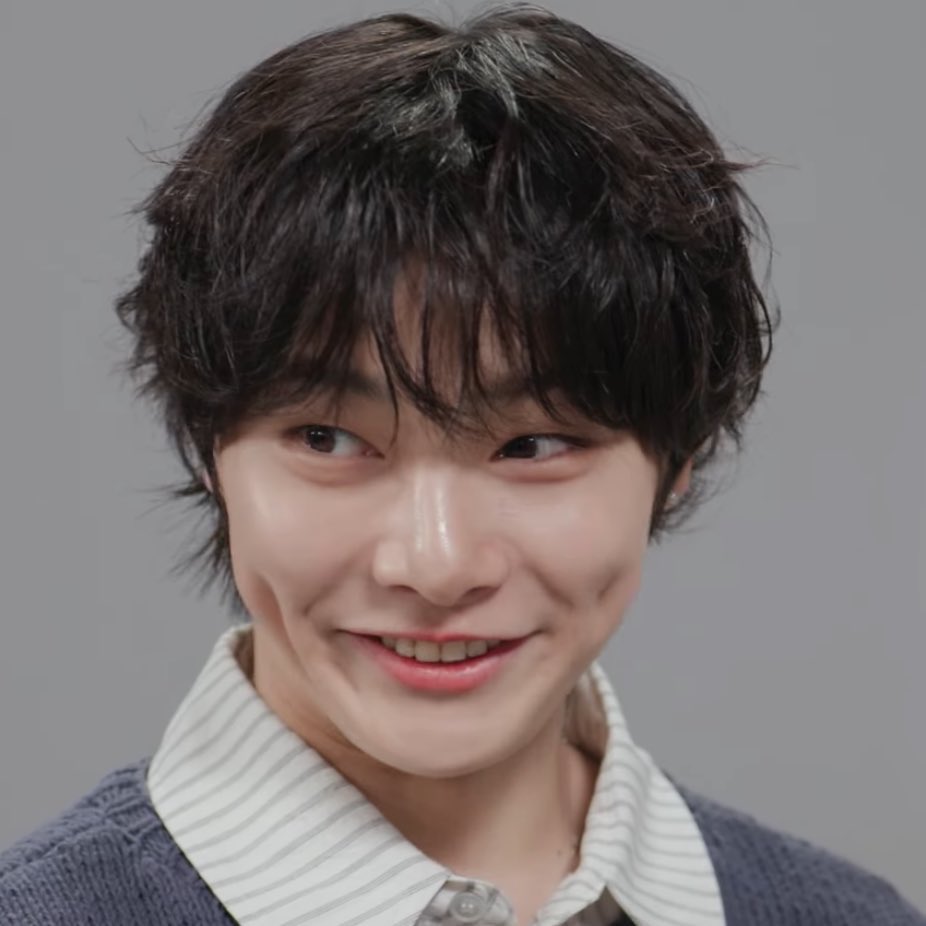 cocannut2's tweet image. this made me crMY CUTE BABY