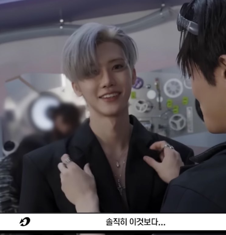jajaff3's tweet image. ขอโทษนะตอนนี้ยังยิ่มได้ไม่กว้างเท่าแจมินเลยอะ
🫣
#markmin