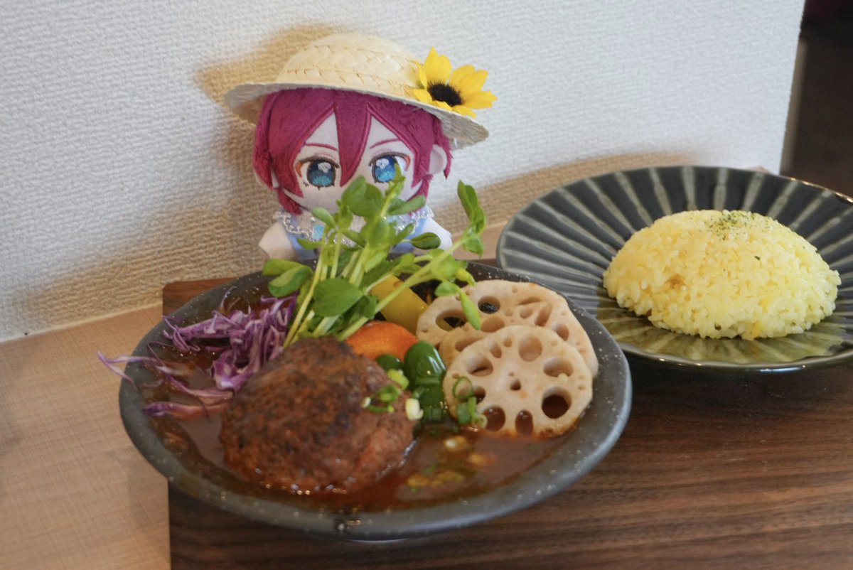 mochi__paradise's tweet image. 「……もぐもぐ」
 #いつぬいが見られるタグ