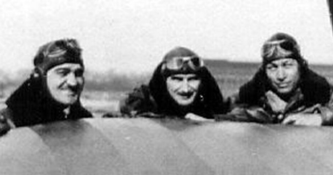 The balloon burst at 3,000 feet on descent and the three men had to parachute to safety. They all received the Distinguished Flying Cross. 3/3