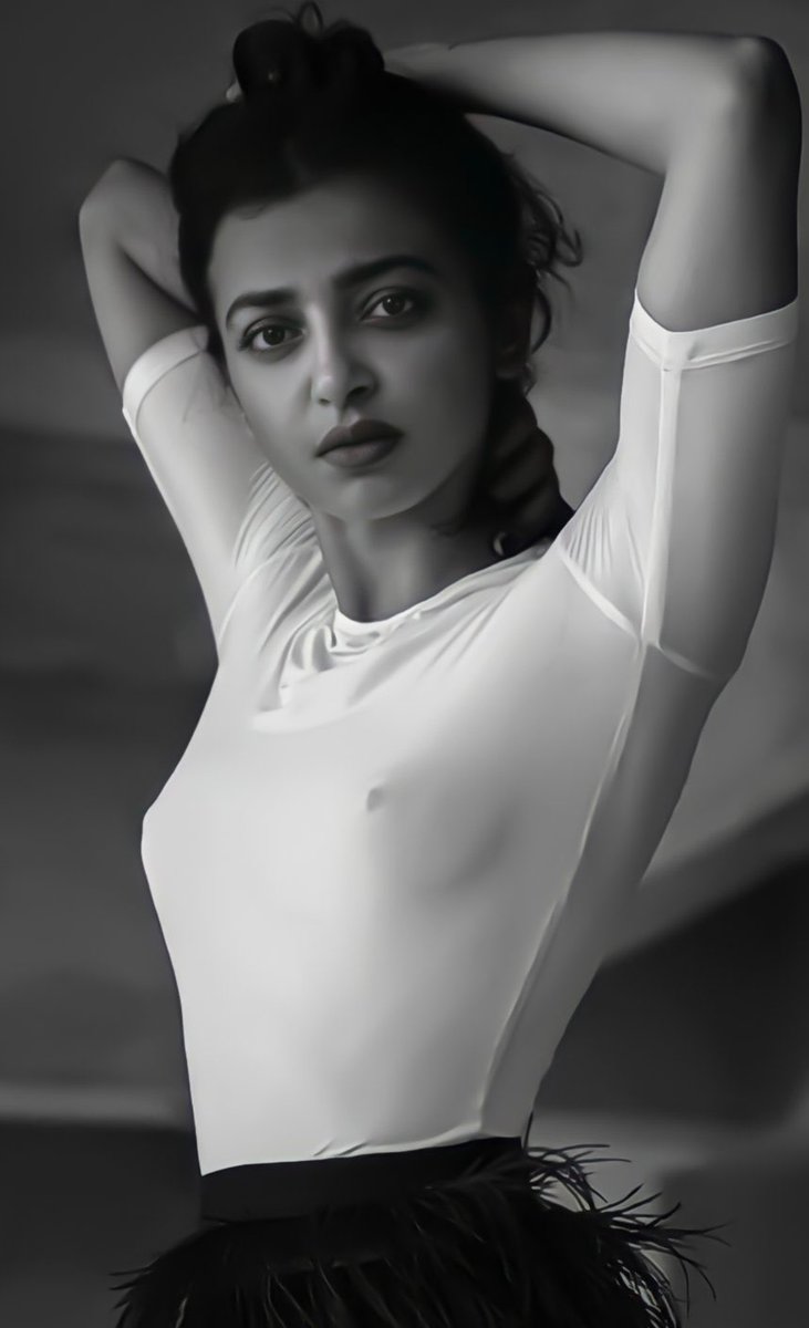 IamRealMahi's tweet image. She is the best for lust scenes in the Bollywood. 🔥

Radhika Apte ❤️