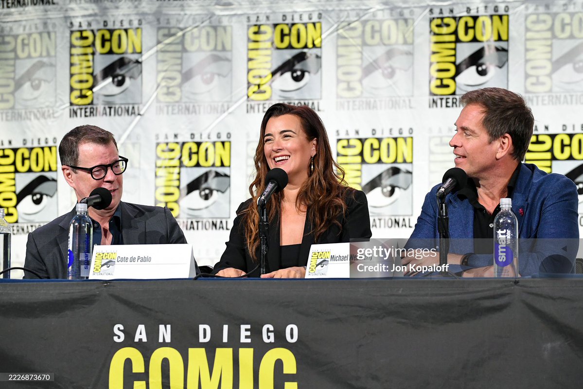 CotedePabloES's tweet image. &apos;NCIS: Tony and Ziva&apos; panel at San Diego Comic-Con 2025 

📷 Jon Kopaloff &amp;amp; Just Jared

#NCISTonyandZiva #NCISverse #SDCC2025 #CotedePablo #MichaelWeatherly #SDCC #TivaForever