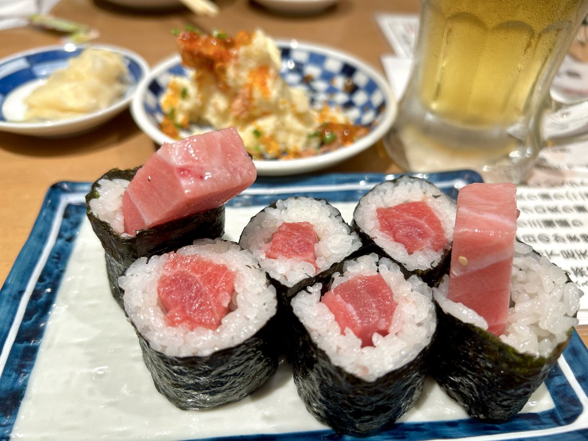kyopan33's tweet photo. すし酒場 さしす　行ってきた🍣🍻
とってもコスパ良く、活気あって楽し美味しかった✨

#kyoto #sushi #京都駅 #寿司 https://t.co/vyJuLxsx4h