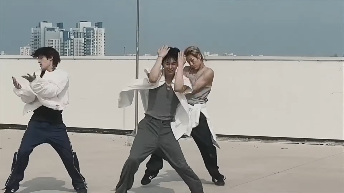 HSHFEEDS's tweet image. this trio &amp;gt;&amp;gt;&amp;gt;