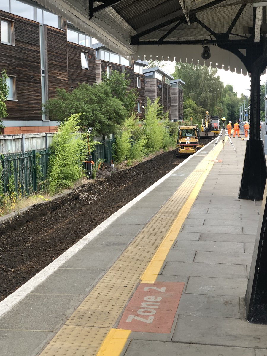 Henley Trains (@henleytrains) on Twitter photo 