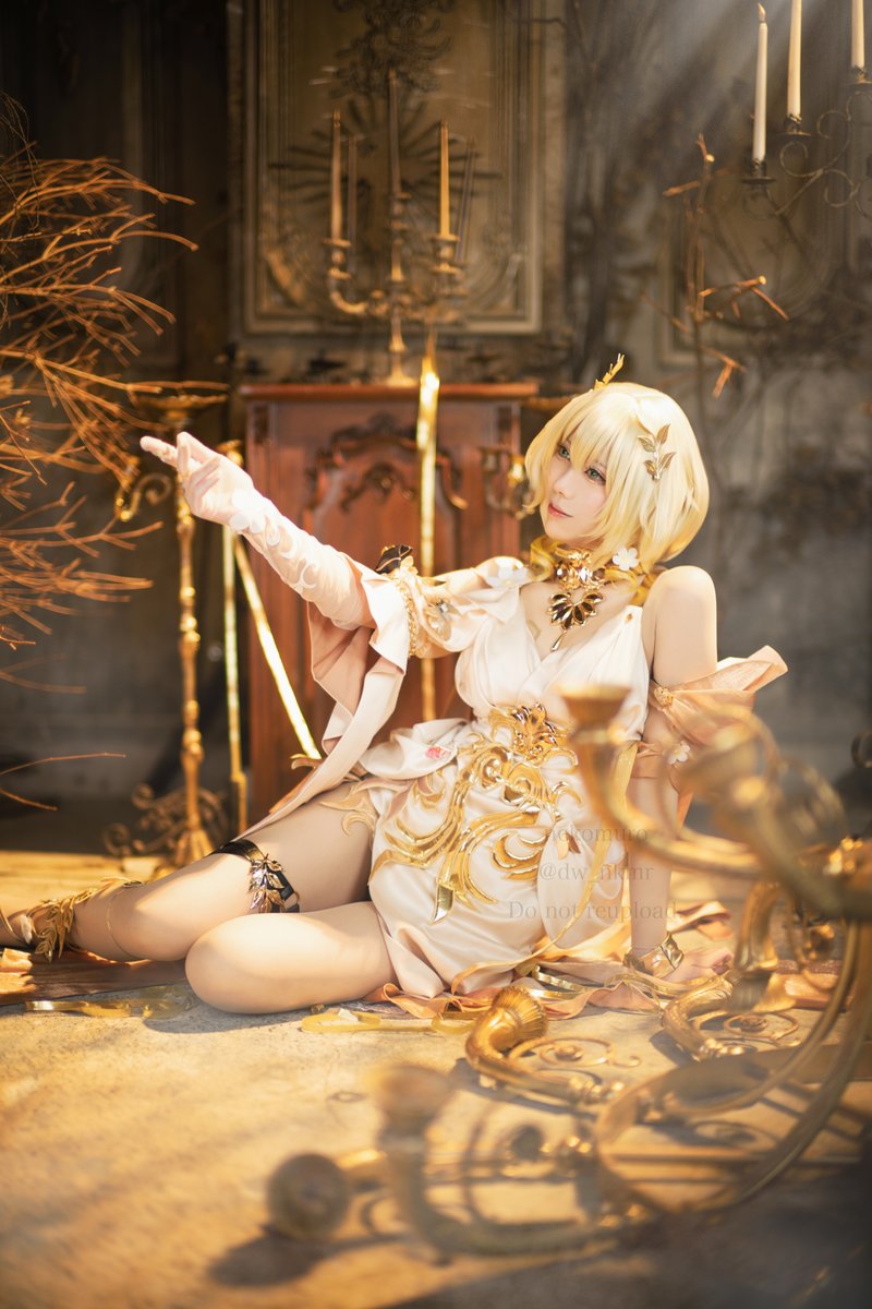 dw_nkmr's tweet image. cosplay
崩壊：スターレイル
アグライア🪡 #Aglaea 

#HonkaiStarRail