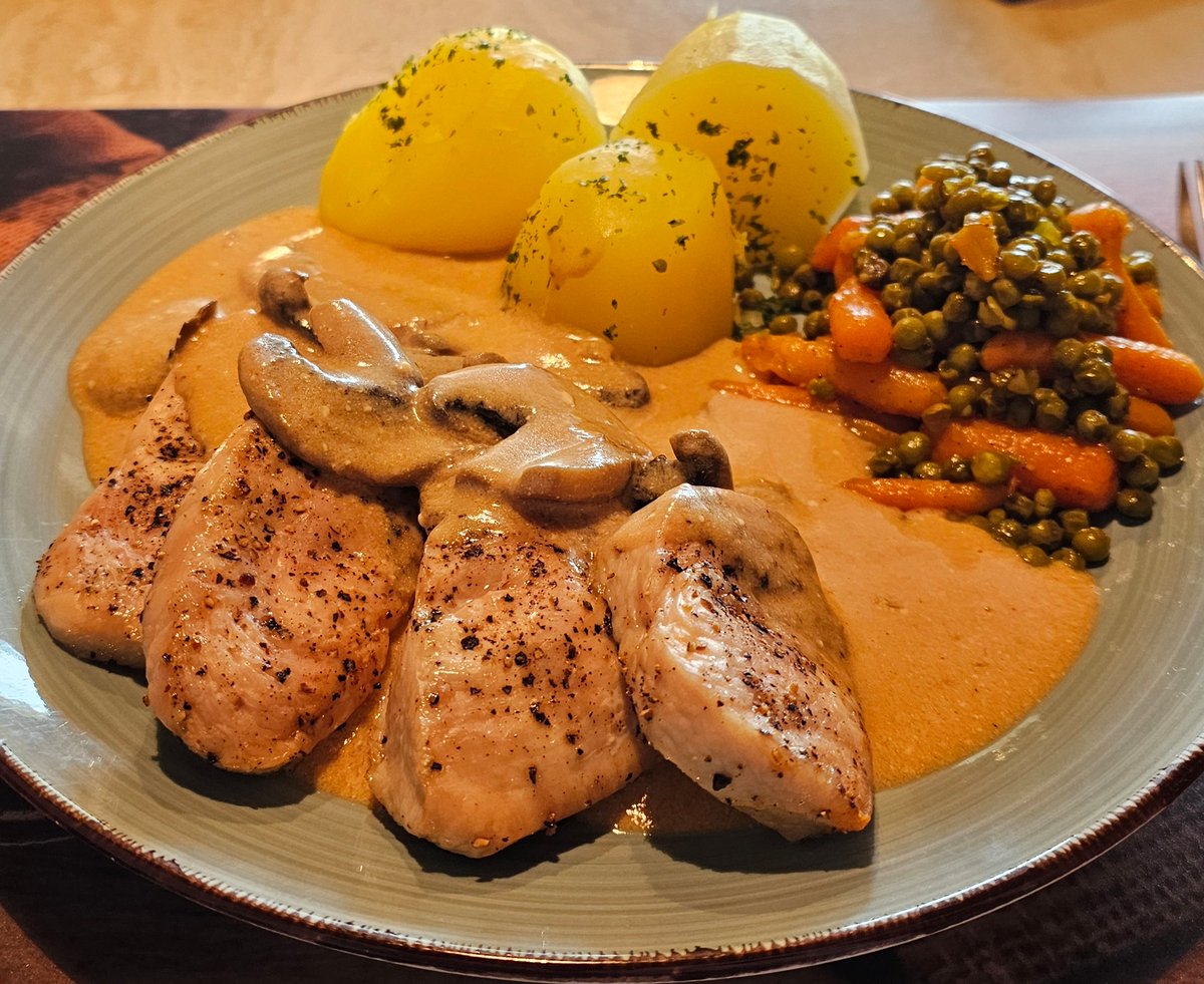 nocki61's tweet image. Futtern....