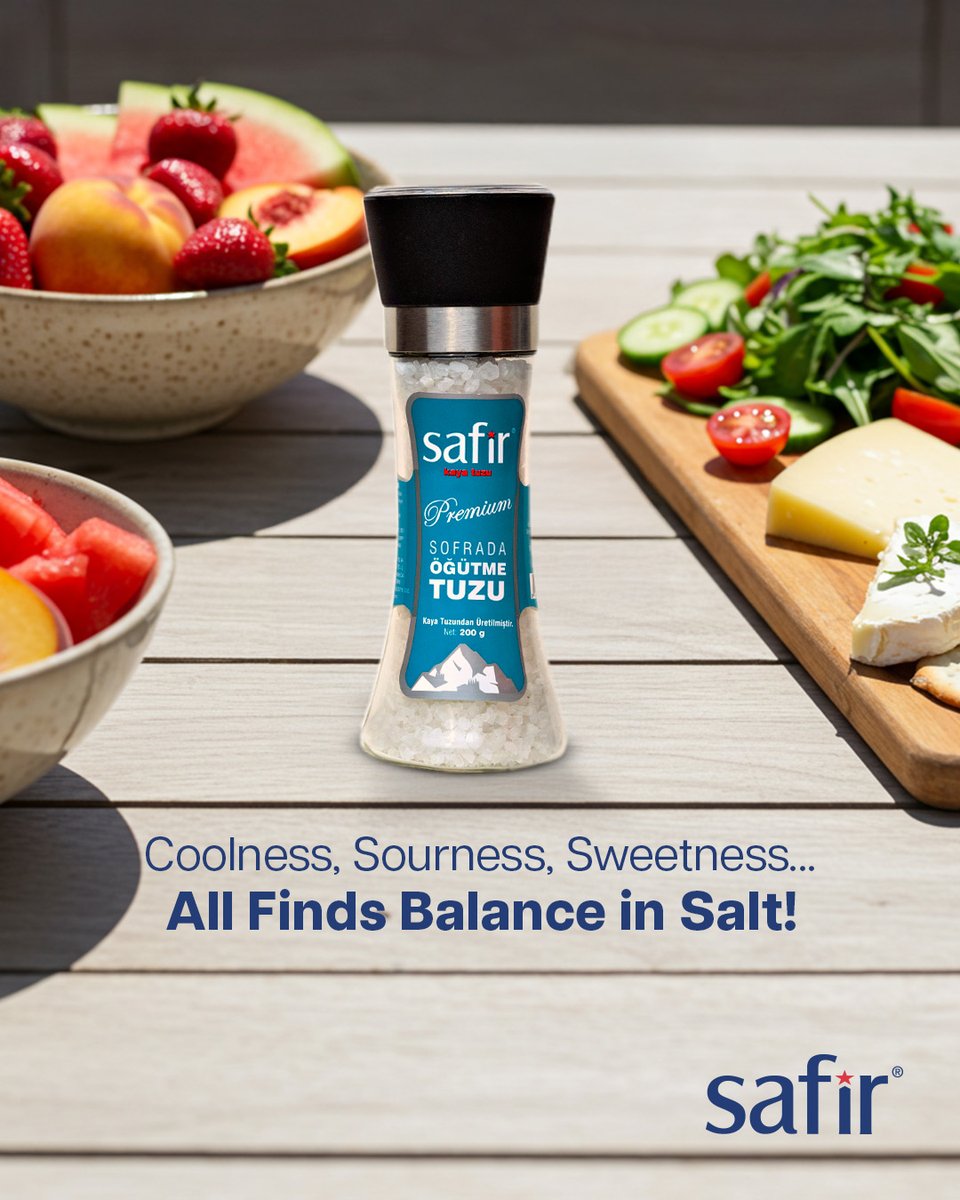 Yaz aylarında sofralarımıza konuk olan serinletici, ekşi ve tatlı lezzetler; doğru tuz seçimiyle dengelenir. Safir Tuz, doğal kristal yapısıyla meyvelerden içeceklere, yaz salatalarından ferah atıştırmalıklara kadar her tatla uyum sağlar ve damakta kalıcı bir denge yaratır.