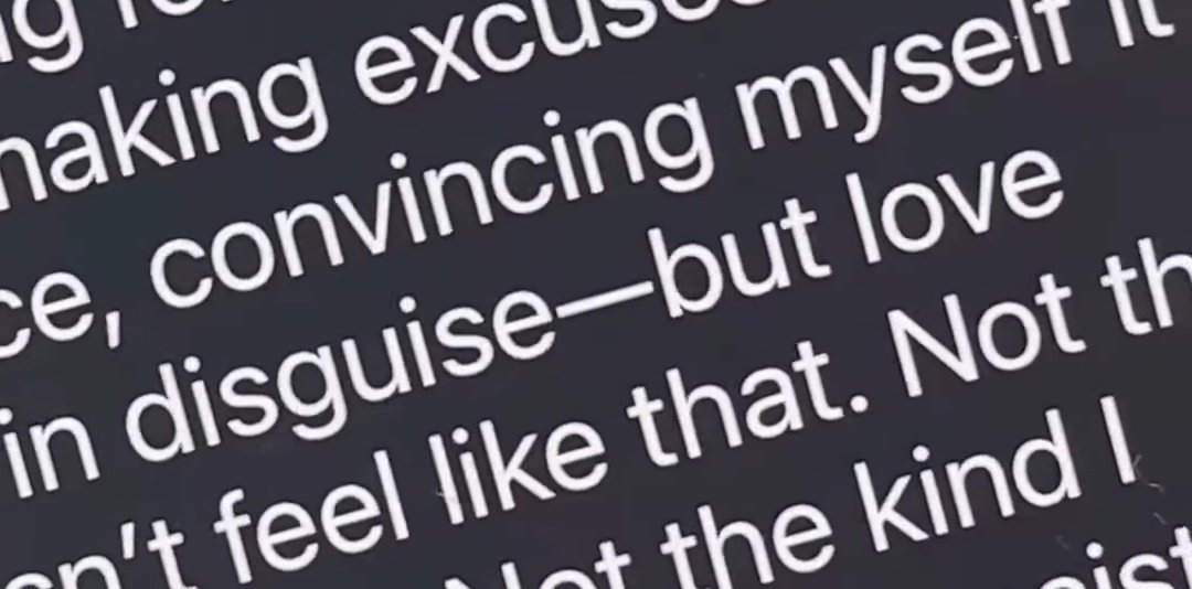 Sam__sung_'s tweet image. When someone write you a paragraph but you notice this dash thing all over 🙂💔