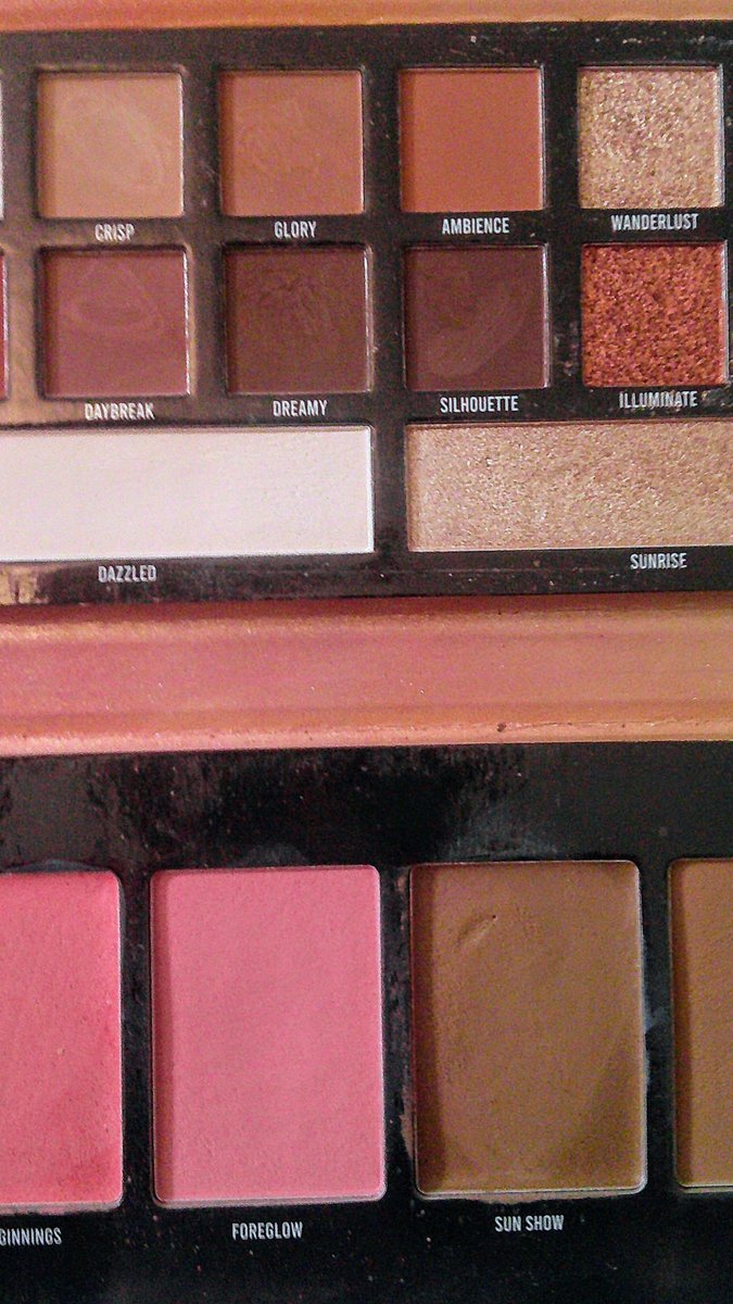 CareRegime's tweet image. Unlock your inner glow with the best all-season face palette! 🌟 Your ultimate travel companion, say goodbye to boring and hello to fabulous with blushes, bronzers and more. Read all about it! 👉 wix.to/BS934zc 
#Beauty #Makeup #BPerfect #GlowUp #MHHSBD