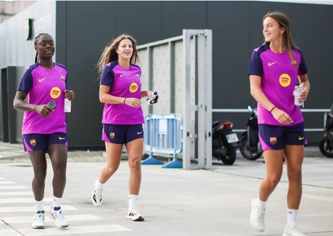 julia23cule's tweet image. Nou inici, a per la pretemporada💙❤️