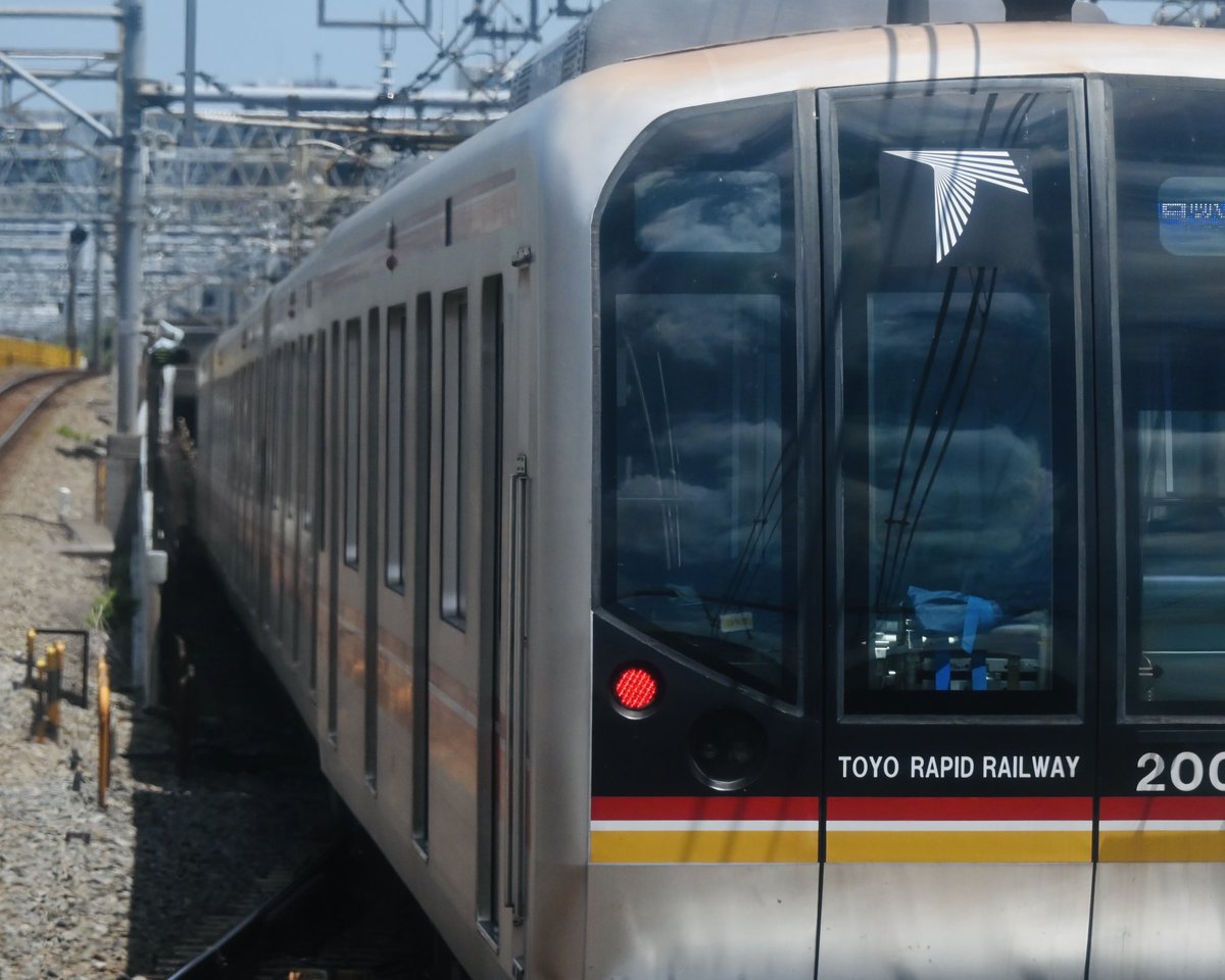 hatolier_camera's tweet image. 夏の赤黄色。