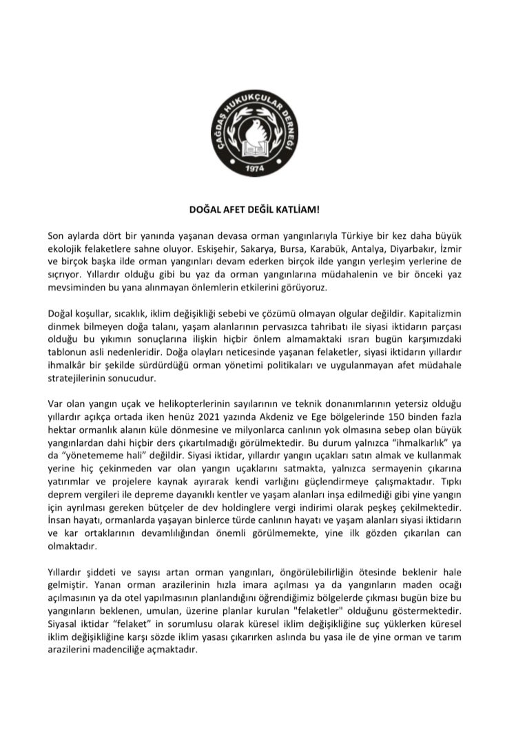 chdgenelm's tweet image. Yanan orman arazilerinin hızla imara açılması ya da yangınların maden ocağı açılması ya da otel yapılması planlan bölgelerde çıkması bize bu yangınların beklenen, umulan, üzerine planlar kurulan "felaketler" olduğunu göstermektedir.
Kader değil, doğal afet değil, cinayet!