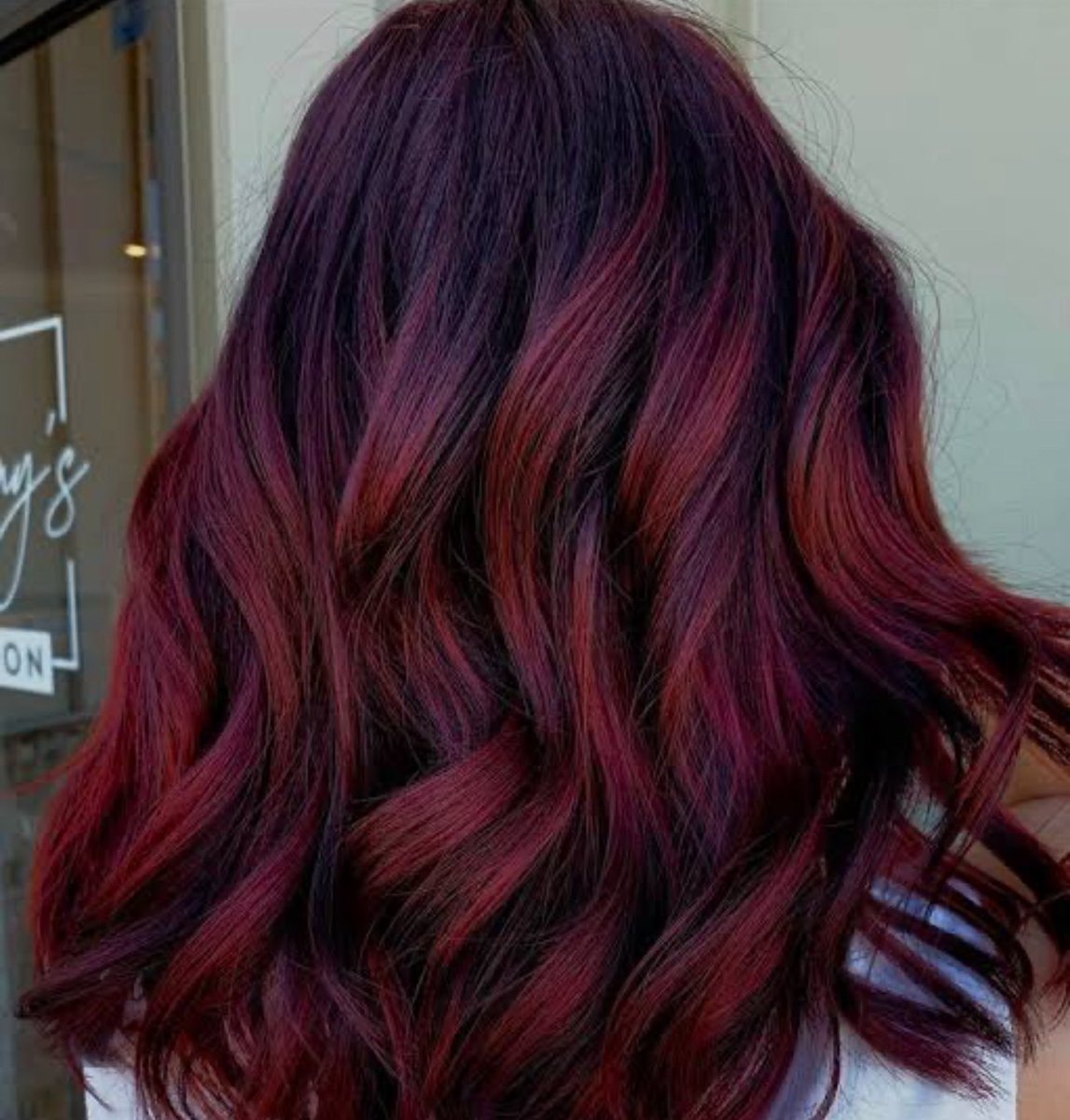 ktc24's tweet image. Asked my hairdresser and mum what to dye my hair next time… between this and this and mum is all team Copper/Britt cos I haven’t been that colour before!