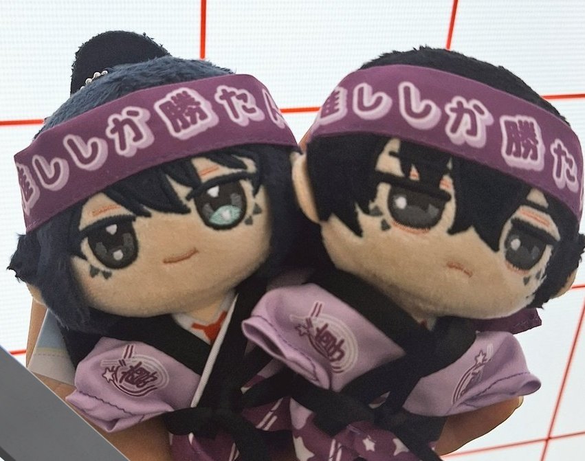 ujunzu's tweet image. 커플룩이에요(어쩌다보니