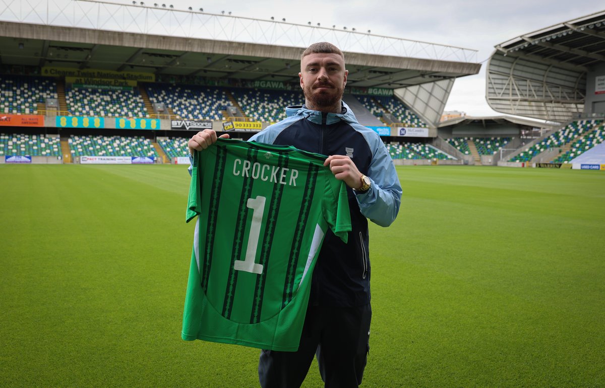 NorthernIreland's tweet image. The countdown is on⏳ 

Only 47 days until the World title fight at the @ClearerTwist National Football Stadium at Windsor Park 🏟️ #CrockerDonovan2 

@MatchroomBoxing | @EddieHearn | @lewiscrocker1