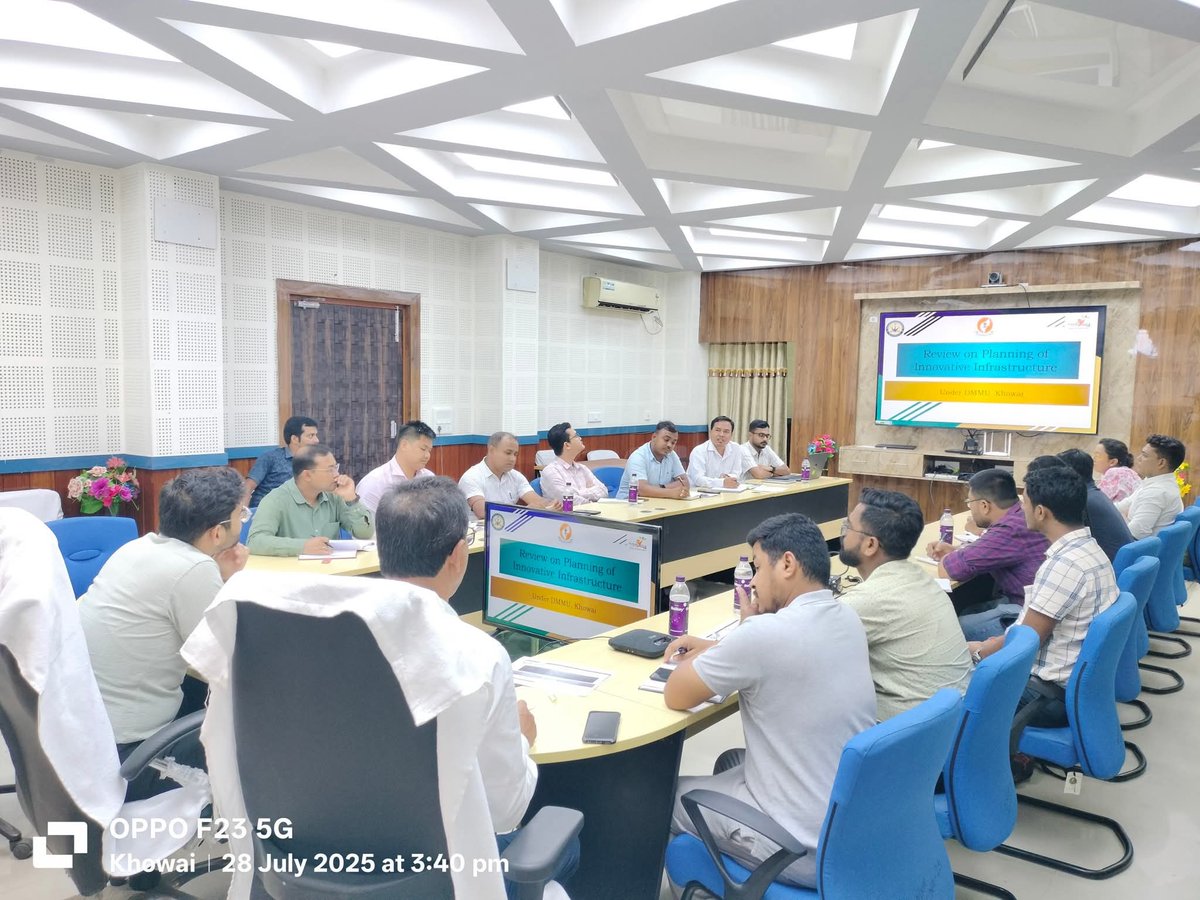 dmkhowai's tweet image. Review on Innovative Infra | DMMU, Khowai
DM &amp;amp; Collector, Khowai chaired a meeting on 28 July 2025 to review innovative infrastructure under TRLM.

#Khowai #DMMU #TRLM #InnovativeInfrastructure #GoodGovernance #RuralDevelopment