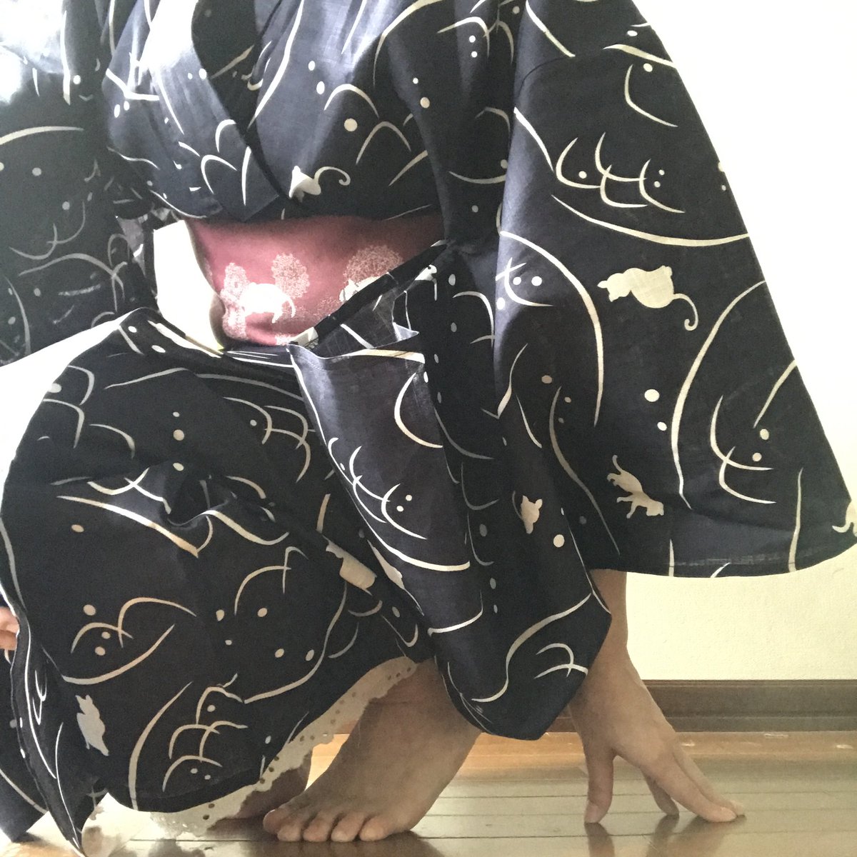 r_commune's tweet image. ペチパンツ浴衣の下に履いて裾のレースを見せるのも可愛いですよ✨
花火大会前に載せるべき写真でしたね