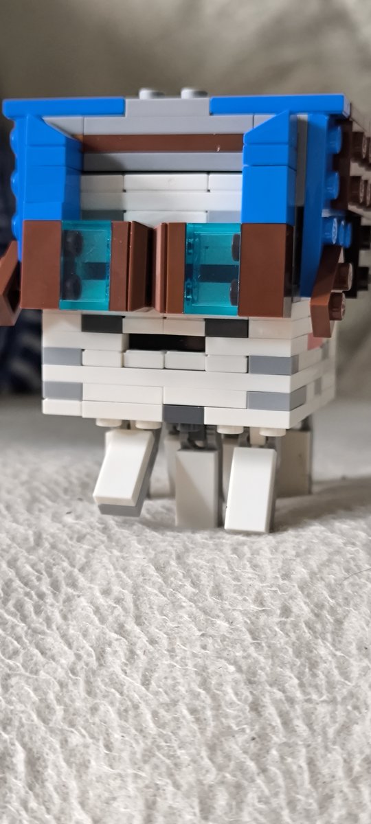 AndreasRothe9's tweet image. Build a saddle for my Lego Ghast, not perfect but had to work with the spare parts I had
#legomoc