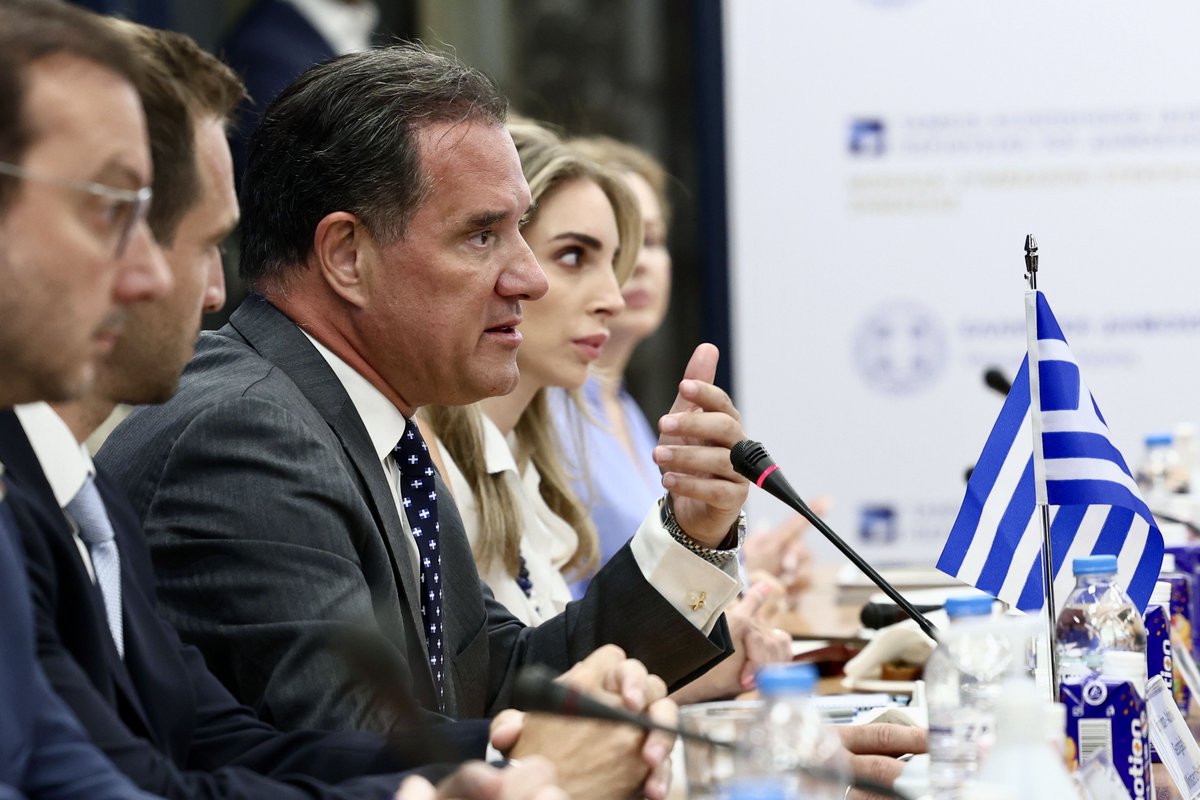 Συνάντηση της πολιτικής ηγεσίας του Υπουργείου Υγείας με τον Υπουργό Υγείας της Δημοκρατίας της Σερβίας
moh.gov.gr/articles/minis…