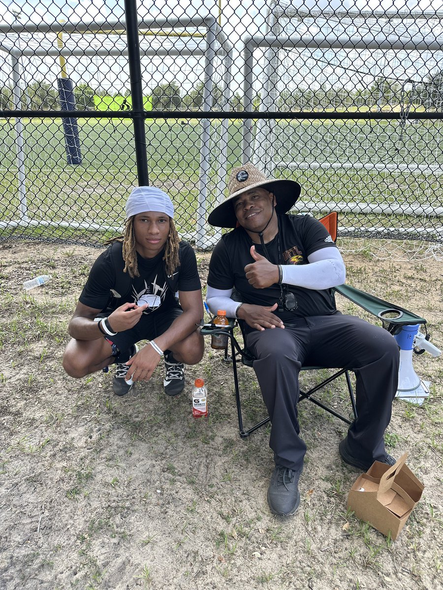 Christopher Hilton (@cjhilton13) on Twitter photo After a great camp at <a href="/UFTLfb/">UFTL Football 🦅🏈</a> I am blessed to receive my first offer from the university of Fort Lauderdale. After a great camp at <a href="/UFTLfb/">UFTL Football 🦅🏈</a> I am blessed to receive my first offer from the university of Fort Lauderdale.