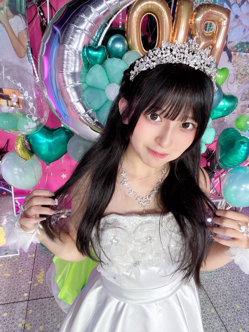 秋月莉緒のTwitter画像14
