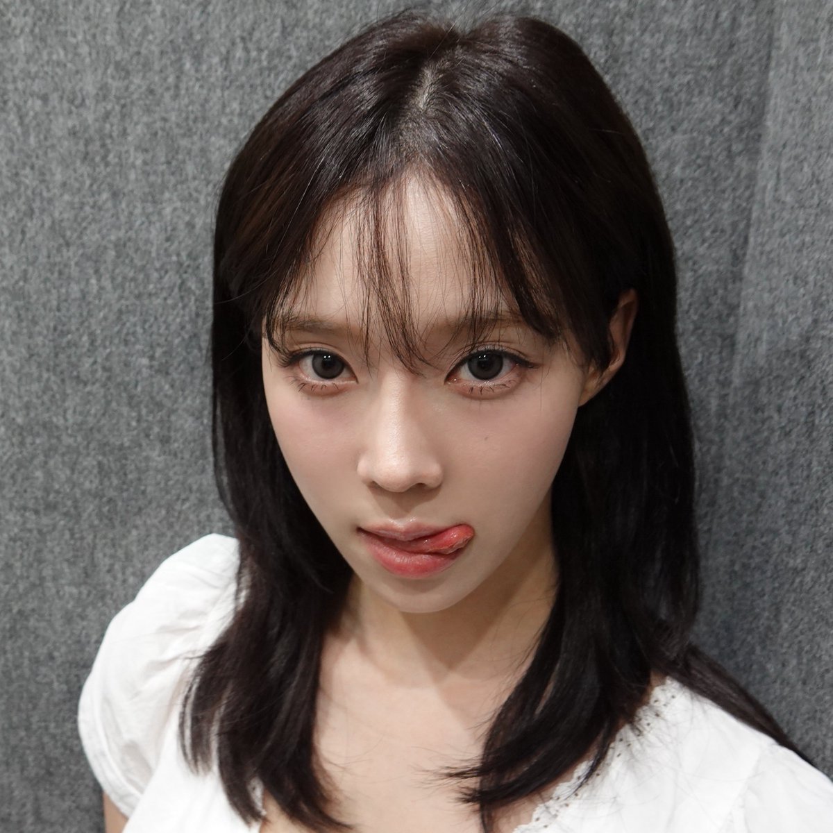 ikes_8229's tweet image. 이여자 아이홀 달란트 미쳤음