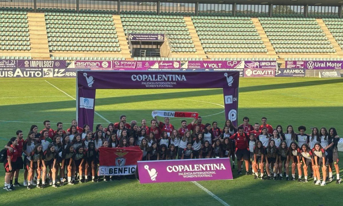 CurtaVermelha's tweet image. A próxima década do Futebol Feminino Português vai ser muito melhor que as últimas décadas. Vem aí uma geração de Ouro no Futebol Feminino, e o Benfica está no epicentro.
Sempre achei a conversa do sonho europeu feminino algo distanciada da realidade — e continuo a achar. Mas se…