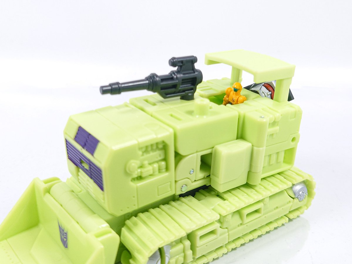 PS_Sirenstrike's tweet image. ダイアクロン隊員乗せようと思えば乗せられるね
君たち、ダイアクロン建設車ロボの素質あるかもよ？