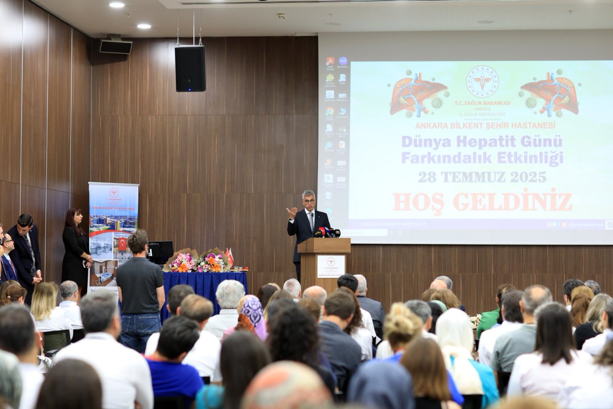 saglikbakanligi's tweet photo. Sağlık Bakanımız Prof. Dr. Kemal Memişoğlu, Dünya Hepatit Günü Farkındalık Etkinliği’ne katıldı.

📍Ankara Bilkent Şehir Hastanesi https://t.co/ElzUokKLaF