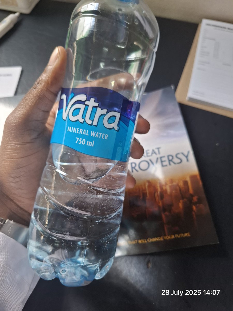 KingCH3310's tweet image. Remember to drink water today.