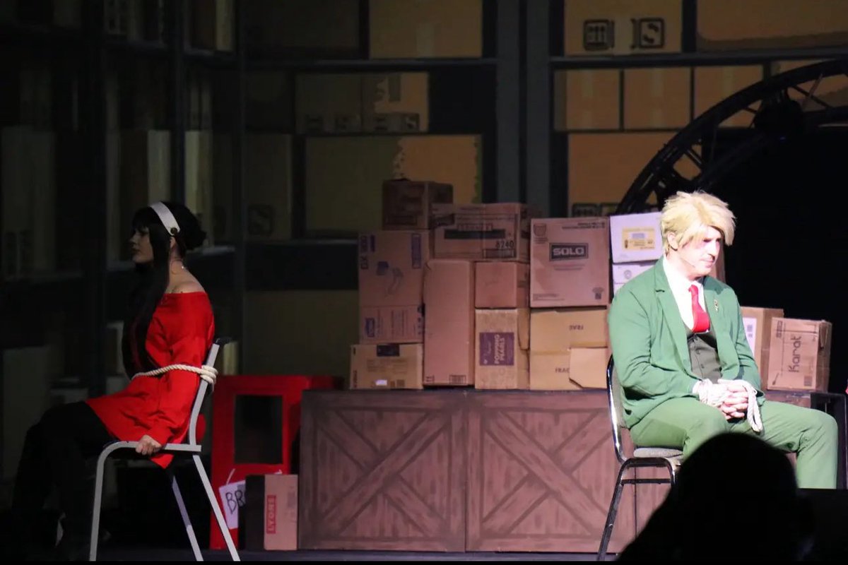 NPC_Chick's tweet image. An awesome experience to have! Metrocon Dream Fight Show! So happy to have been a part of it 👏🏼 #stage #stunt