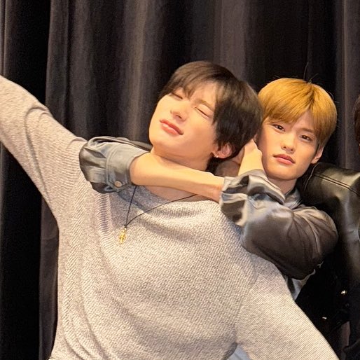 앙 tweet media