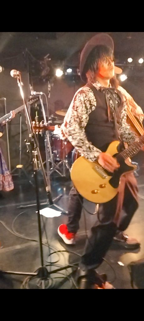 sparklingjetca1's tweet image. GODのKINちゃんって
ジョニサンですね
めちゃめちゃカッコいいけど　そっち方面の女子に気がつかれたらえらいことになるかも