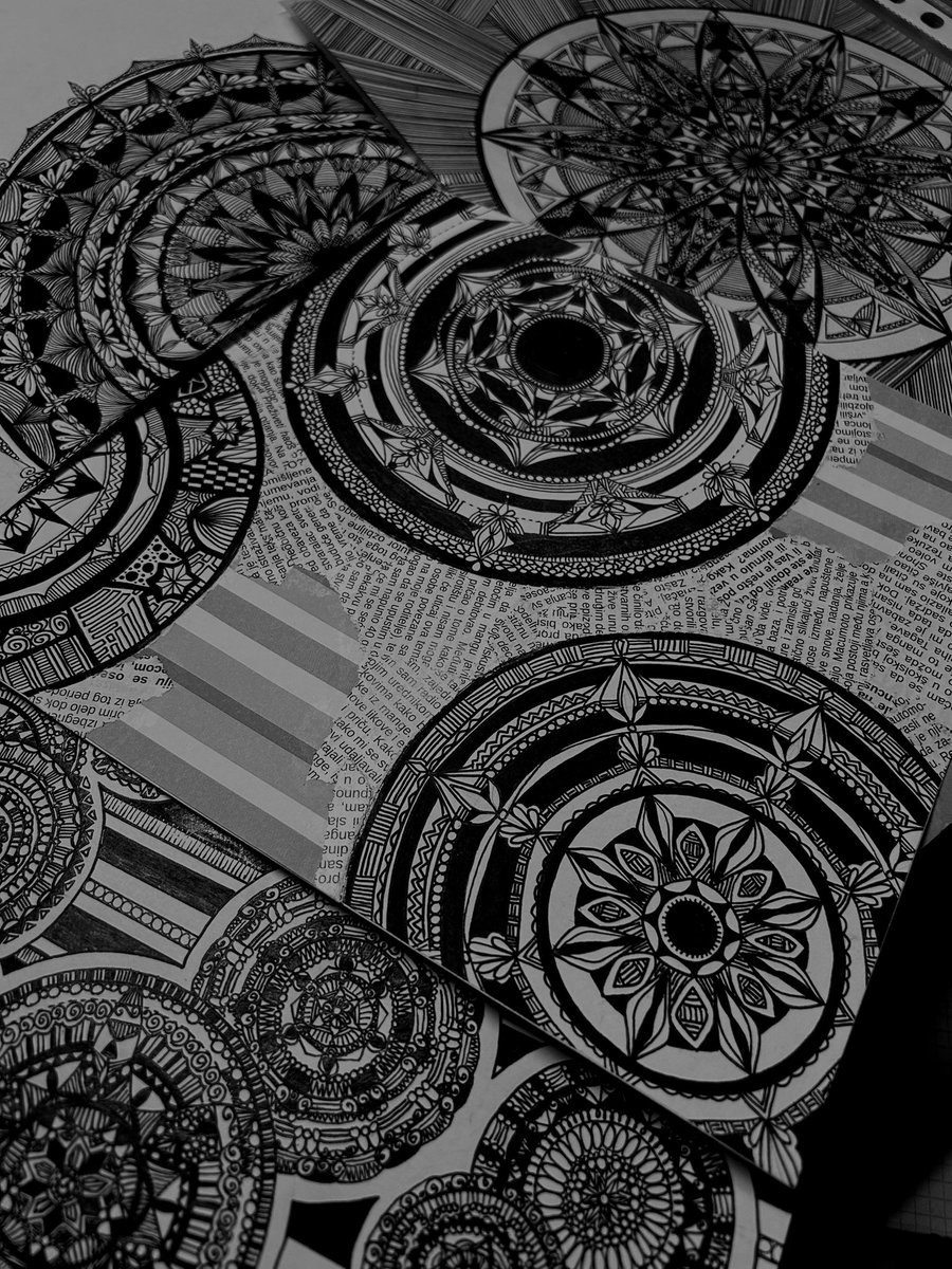 Crtam ove krugove kad sam psihički nestabilna to me jedino smiruje haha