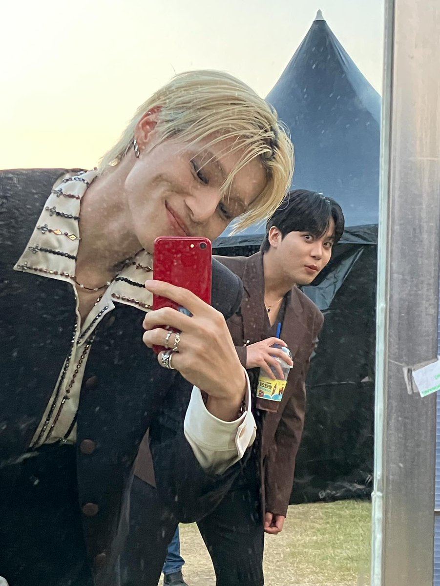 bhodduck's tweet image. Q. ๋ถ์๊ธฐ๋ฅผ ํ์ด์ค ๋ ๊ฐ์ฅ ์ข์ ๋ฉค๋ฒ๋ ๋๊ตฌ์
๋๊น? ๊ทธ๋ฆฌ๊ณ ๊ทธ ์ด์ ๋ ๋ฌด์์ธ๊ฐ์?
๐งธ : ๋ถ์๊ธฐ๋ฅผ ๊ฐ์ฅ ๋ฐ๊ฒ ํ์ด์ฃผ๋ ๋ฉค๋ฒ๋ ๋จ์ฐ ์ฐ์์
๋๋ค. ๊ฐ์ด ์๋ ๊ฒ๋ง์ผ๋ก๋ ๊ธฐ๋ถ์ด ์ข์์ง ์ ๋๋ก ์ฌ์น๊ฐ ๋์นฉ๋๋ค
์ญ์ ์ฌ์๋ผ๋ฉด ์ฐ์ซ โฆ ๐ค๐
ํจ์
๋์ ์ข
ํธ๋ ์ฐ์ฉ์ด๋ฅผ ์ ๋ง ์ข์ํ๋ค,
