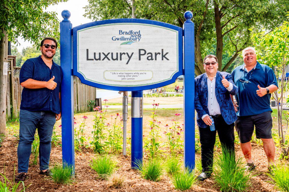J_Scott_'s tweet image. Luxury Park is the latest park in the east end of town completely revitalized for future generations to enjoy!

Congratulations to Cllr Peter Dykie Jr and thank you for hosting a great event this weekend!

#onpoli #cdnpoli