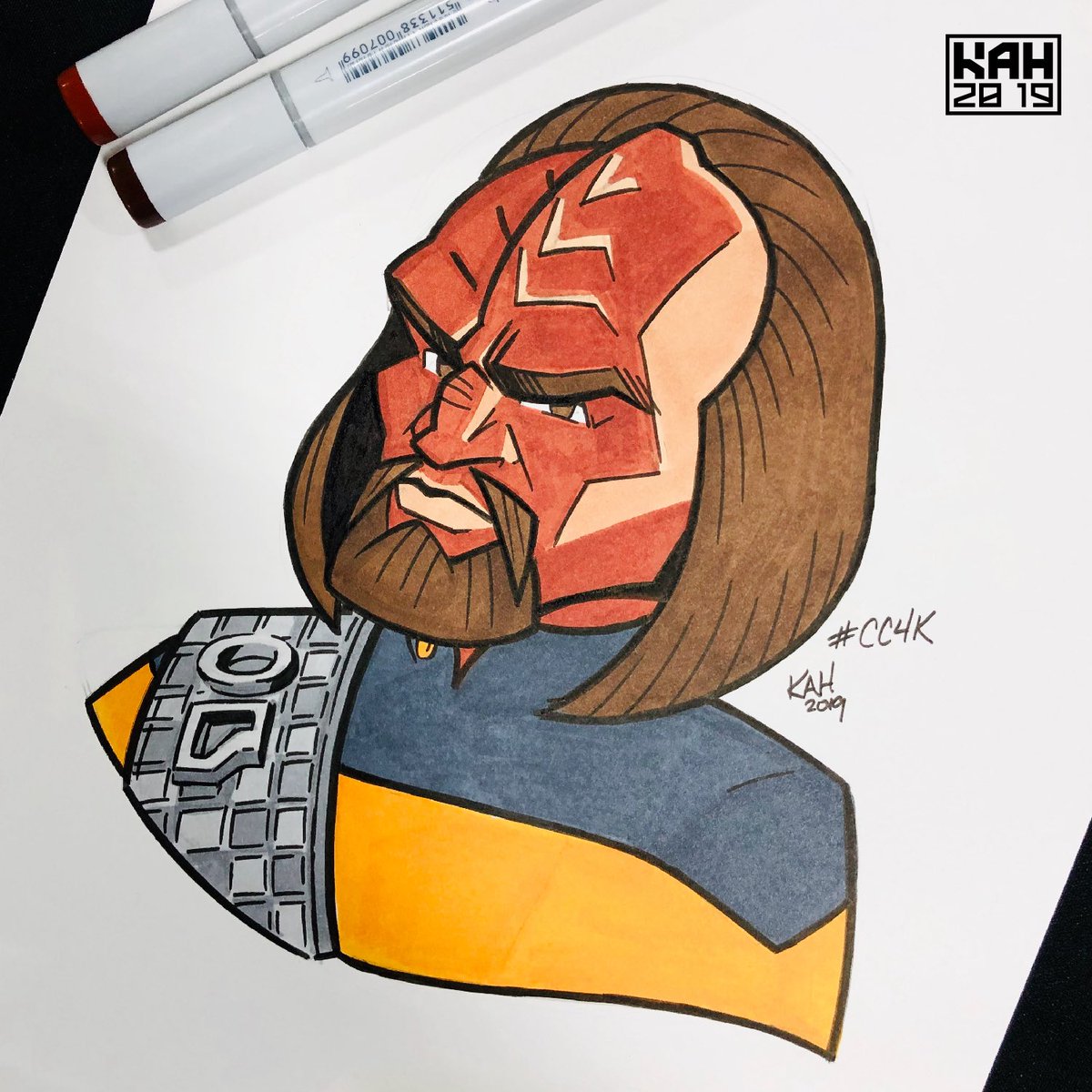 MrHinkleDraws's tweet image. Took a piece of art from 2019 and gave it another pass! 💫 I love seeing how my approach / skill set has evolved over time. Lt. Cmdr. #Worf of #StarTrek #TheNextGeneration
#MrHinkleDraws #Art #FanArt #Cartoon #CharacterDesign #Trekkie #Trekker #StarTrekTNG #Klingon