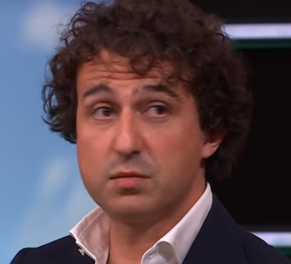 EduardBomhoff's tweet image. Klaver (GL): geen probleem met transgenders in de vrouwenkleedkamer, want het gaat om maar 0,001 procent. wnl.tv/2025/07/24/con… . Jetten (D66): door mijn beleid daalt de temperatuur met 0,000036 graden. Geen decimaal te groot (Klaver) of te klein (Jetten) voor deze…