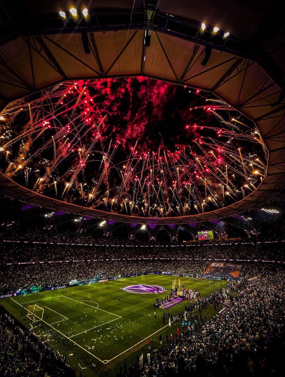 iiABTA's tweet image. يناس مو حرام النصر يتعاقد والهلال والشباب والقادسيه
والكل يتعاقد مع لاعبين و يدعمون انديتهم ..
والاهلي المقبل على ٧ بطولات في موسم واحد ..
متفرغ لعمليات بيع اللاعبين فقط دون تعاقدات ؟؟؟
يا مسؤولين .. التفتوا للاهلي والله انه يستحق والله .
#ممثل_الوطن_بلا_صفقات