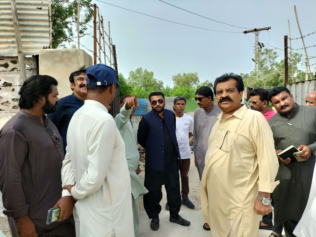 SabaZahoorppp's tweet image. 28 July 2025
Mayor Hyderabad @KashifShoroPPP  visited the ongoing renovation and restoration work of the Open-Air Theatre at Rani Bagh.
Providing modern recreational and cultural facilities in Hyderabad remains a top priority.
#Hyderabad  #PublicSpaces #PPP