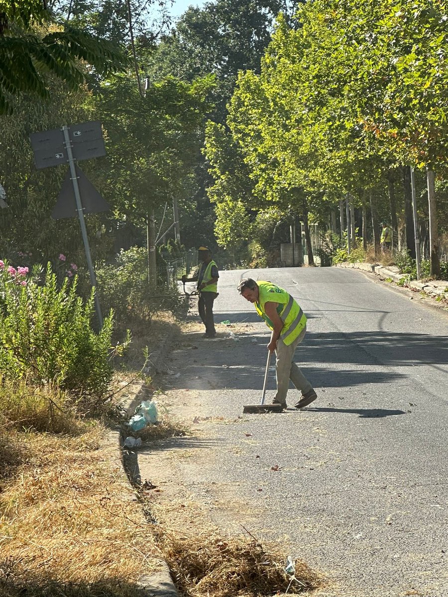 Kudo në Tiranë, ndihet✅💚 puna 👷🏻‍♂️e DPPGJ. #rrugaDaxhit